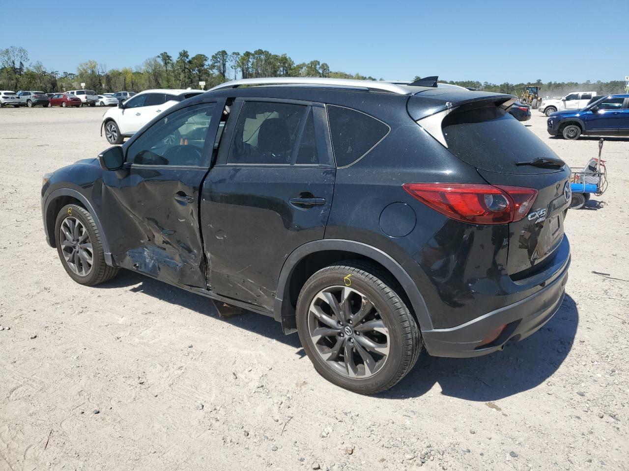 2016 MAZDA CX-5 GT - Image 2