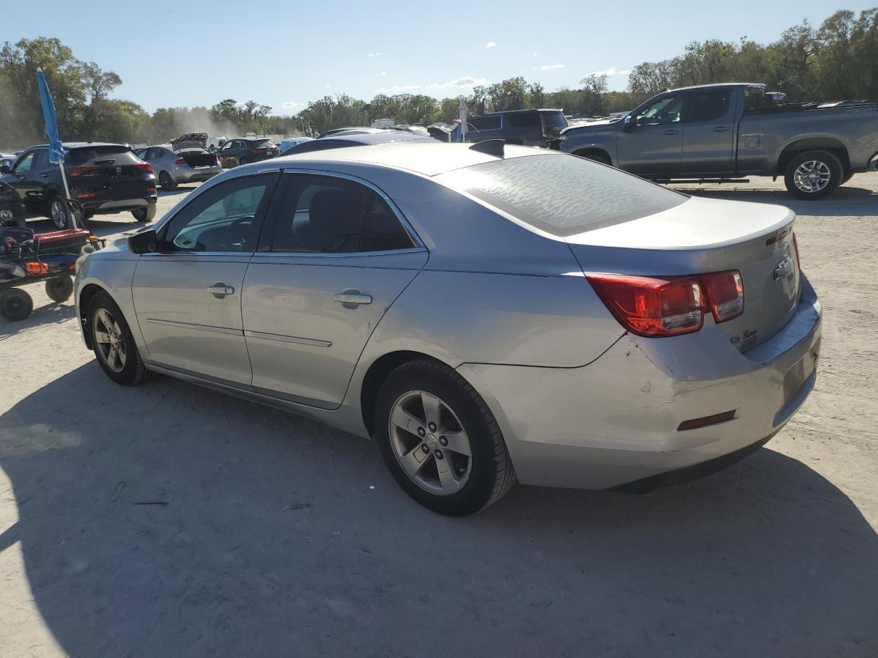 2015 CHEVROLET MALIBU LS - Image 2