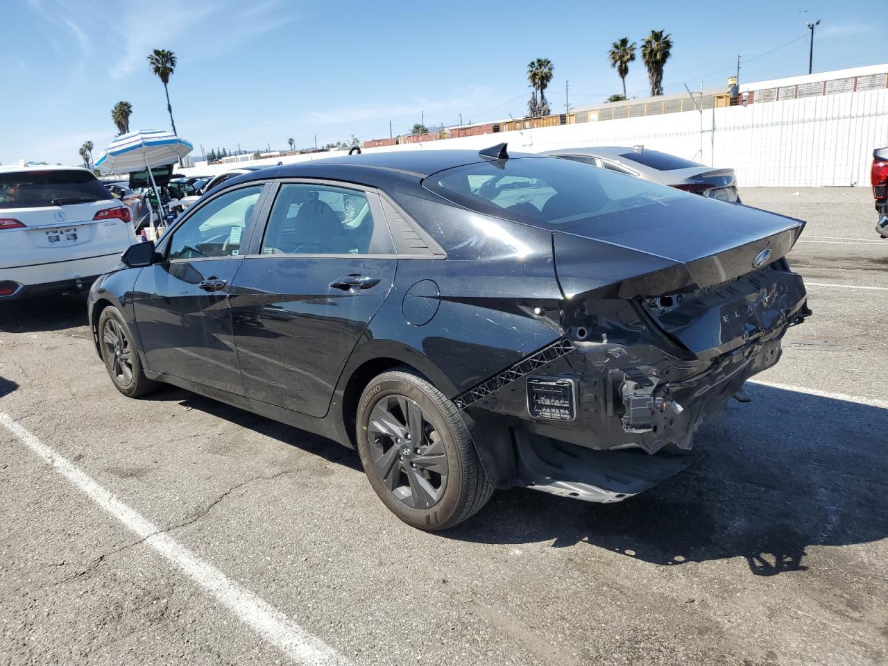2022 HYUNDAI ELANTRA SE - Фото 2