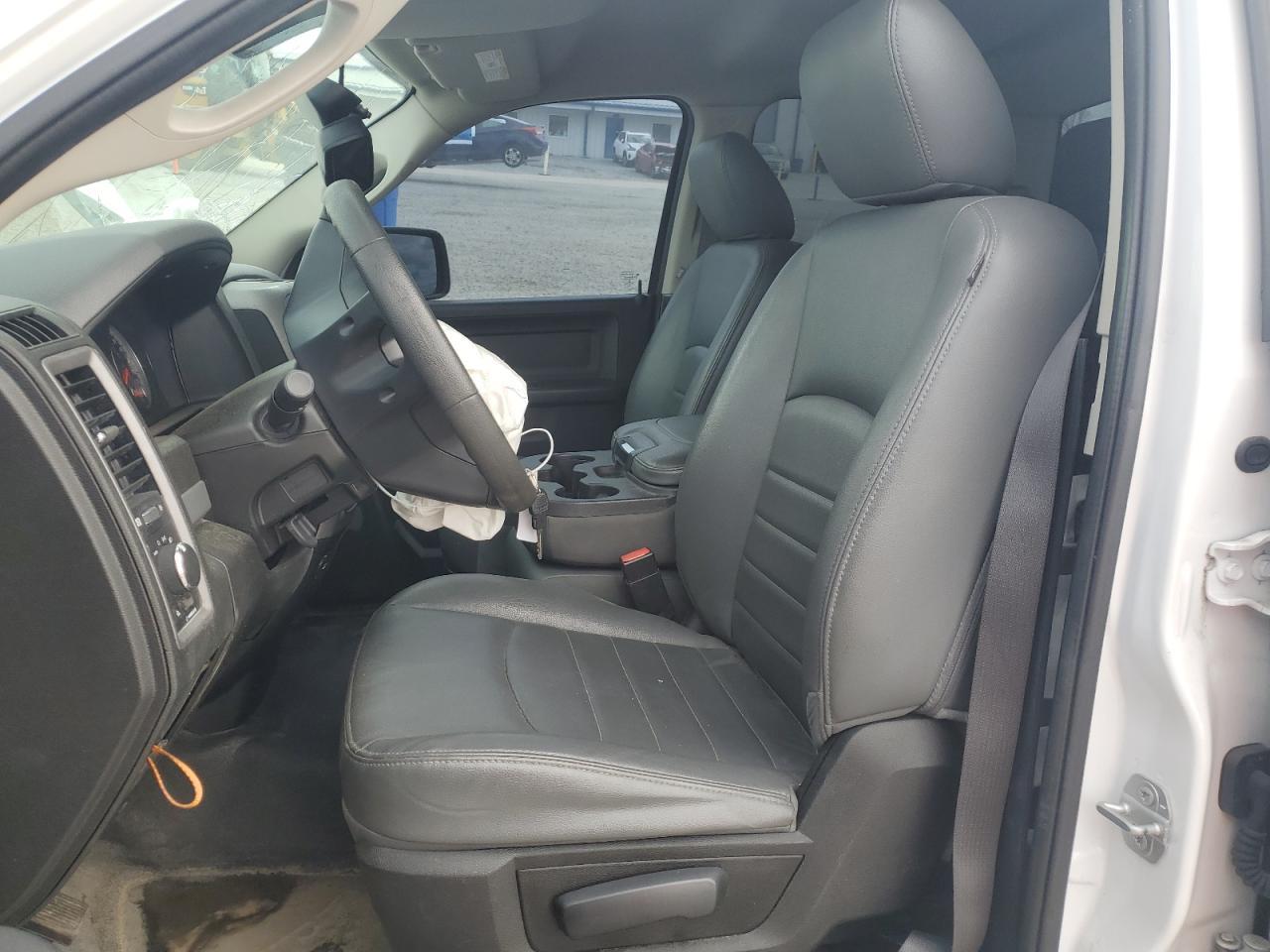 2019 RAM 1500 CLASS - Image 7