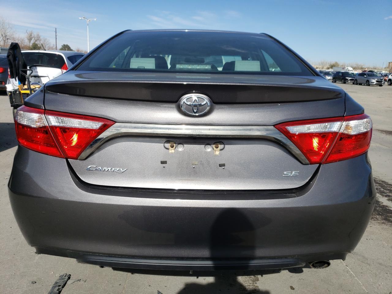 2017 TOYOTA CAMRY LE - Image 6