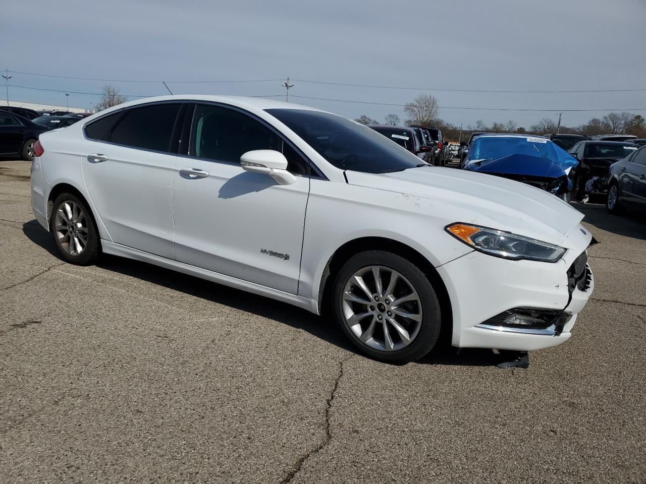 2017 FORD FUSION SE - Фото 4