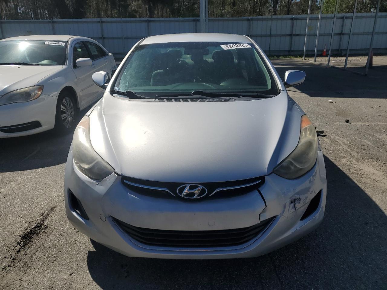 2013 HYUNDAI ELANTRA GL - Image 5