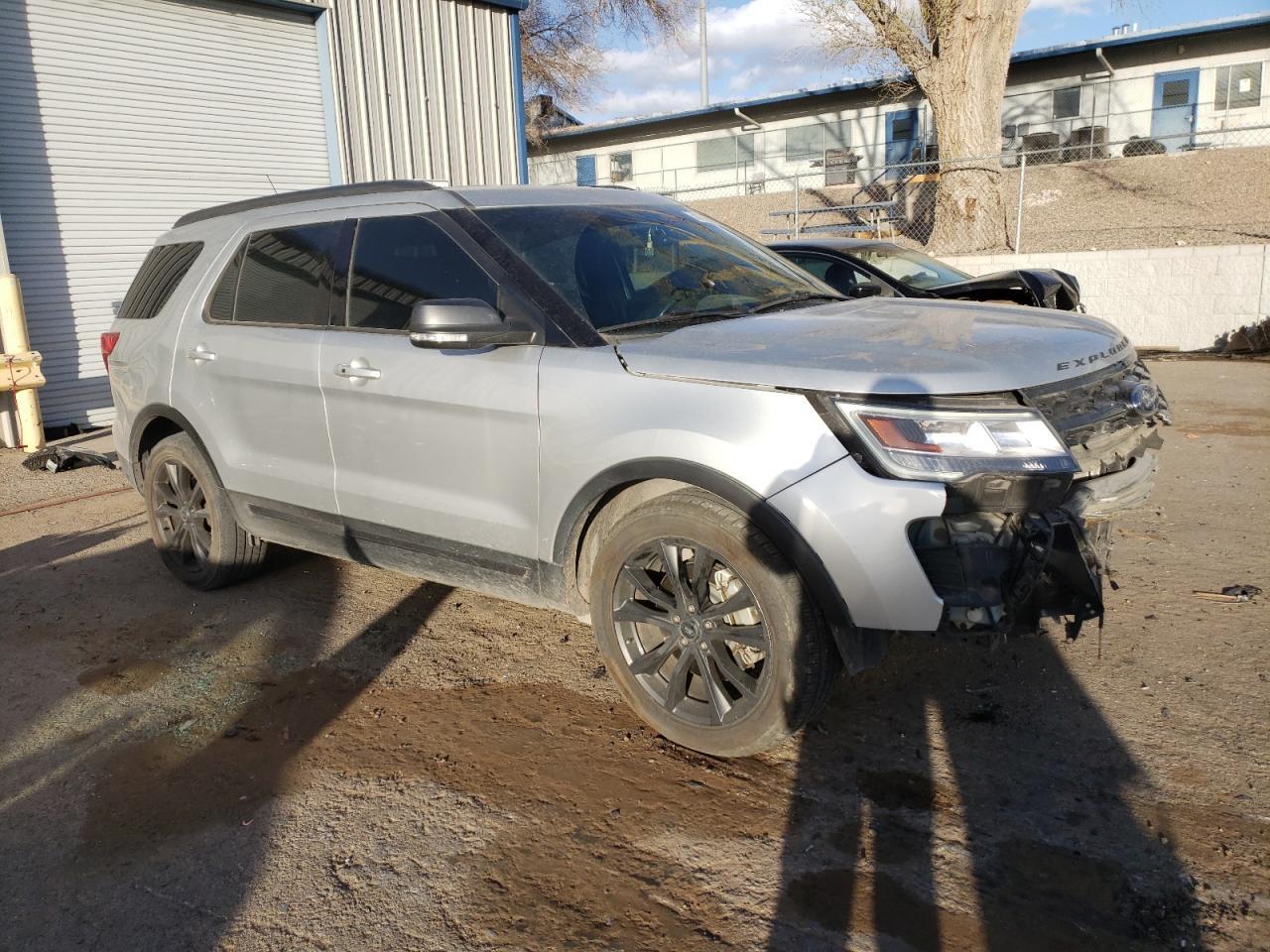 2018 FORD EXPLORER X - Фото 4