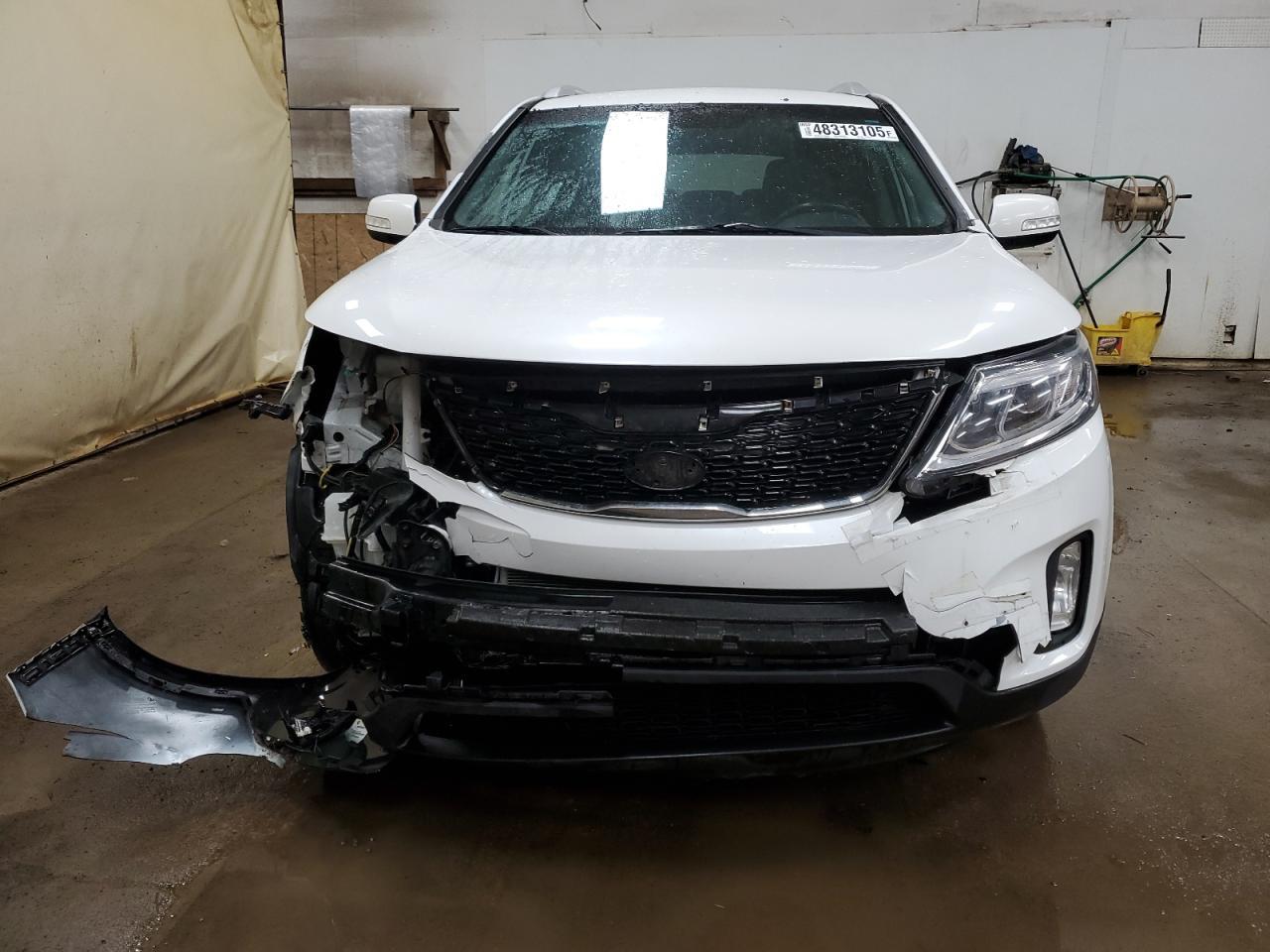 2014 KIA SORENTO LX - Image 5