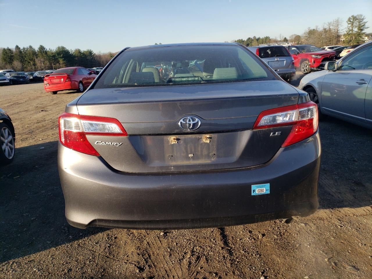 2014 TOYOTA CAMRY L - Image 6