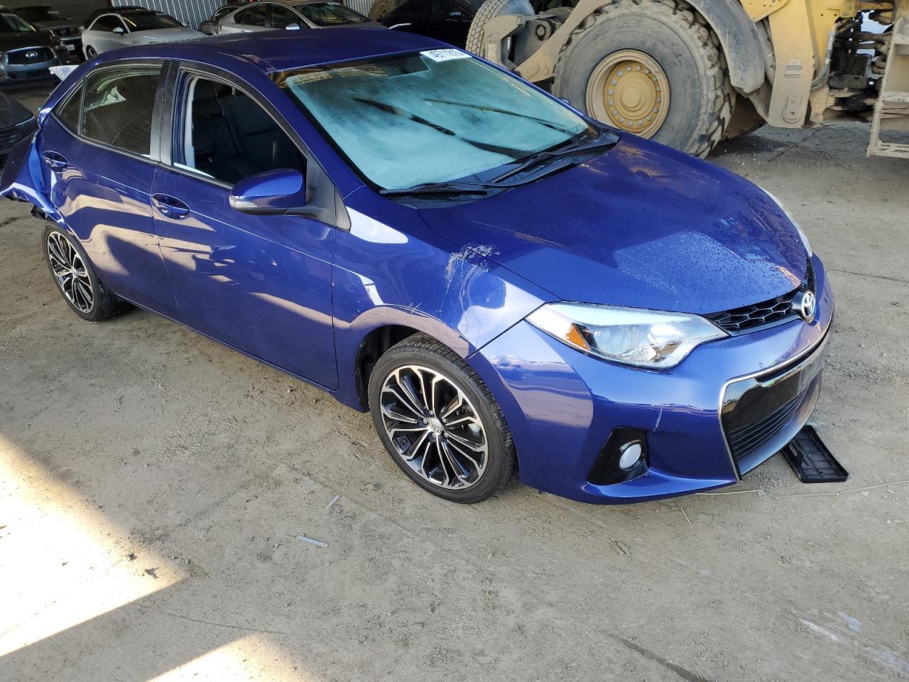 2015 TOYOTA COROLLA L - Image 4