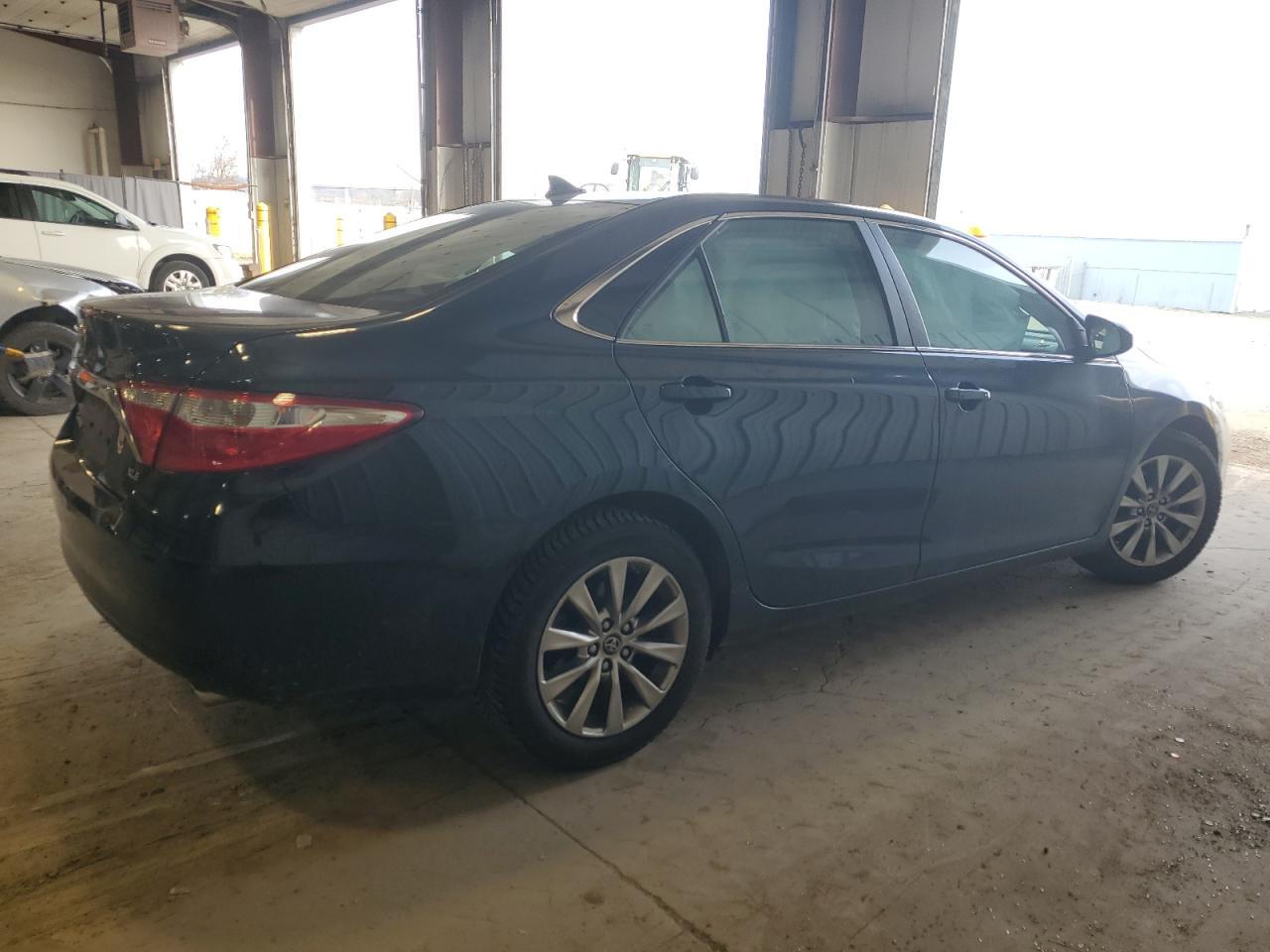 2017 TOYOTA CAMRY LE - Image 3