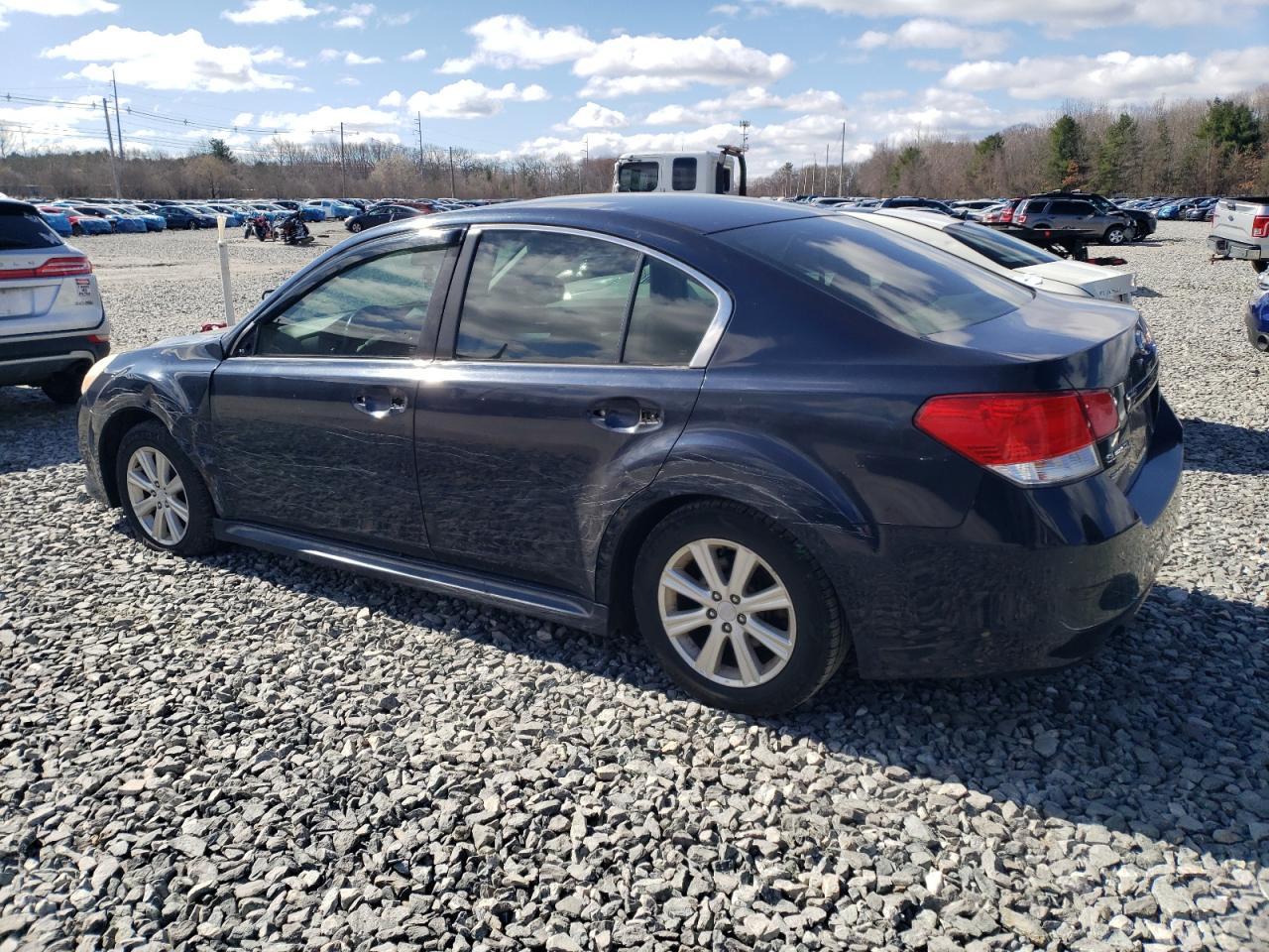 2012 SUBARU LEGACY 2.5 - Image 2