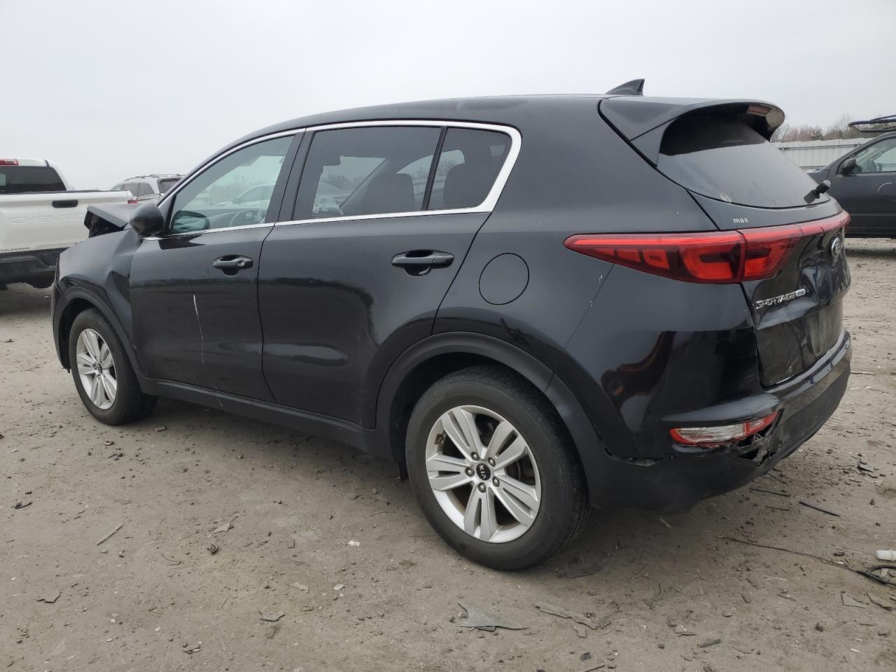 2017 KIA SPORTAGE L - Image 2