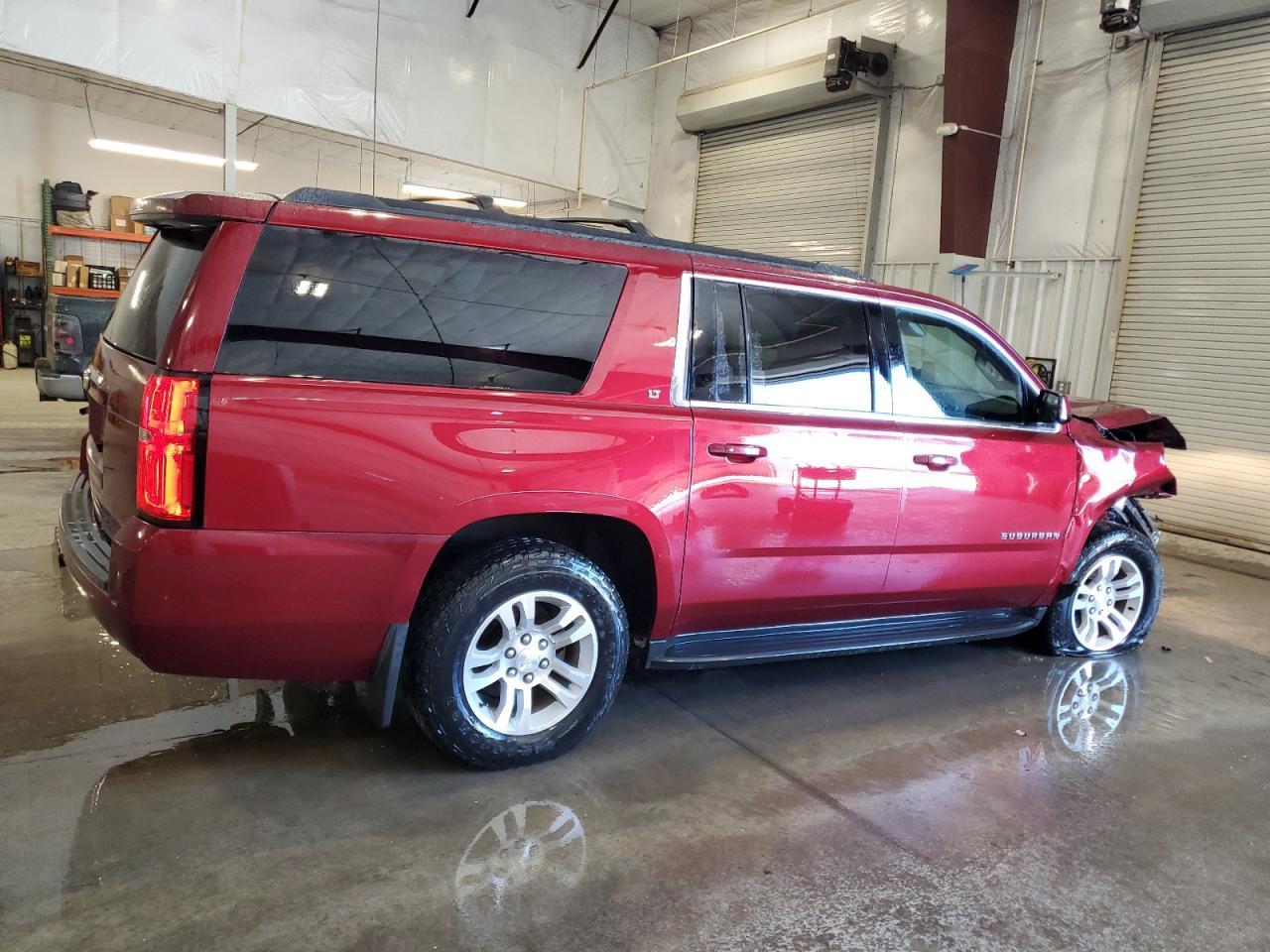 2017 CHEVROLET SUBURBAN K - Фото 3