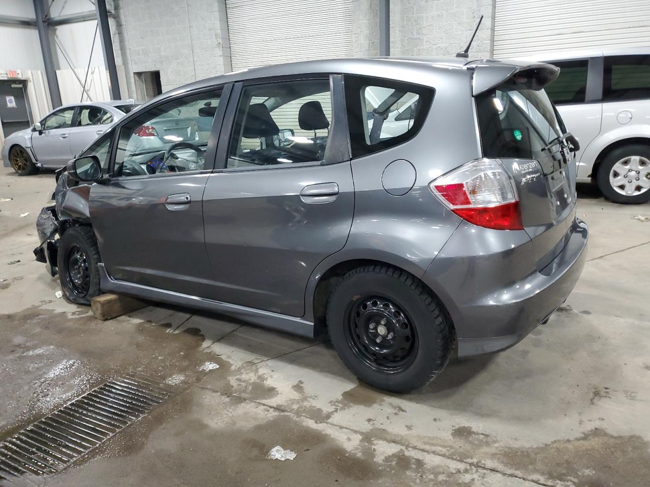 2011 HONDA FIT SPORT - Image 2