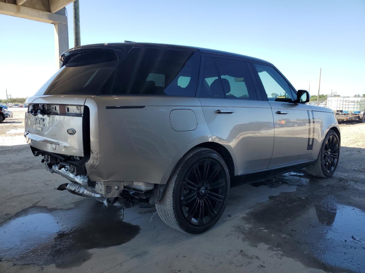 2023 LAND ROVER RANGE ROVE - Image 3
