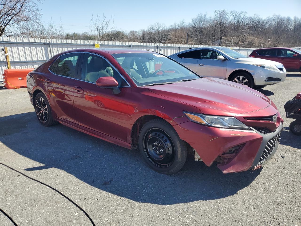 2018 TOYOTA CAMRY L - Image 4