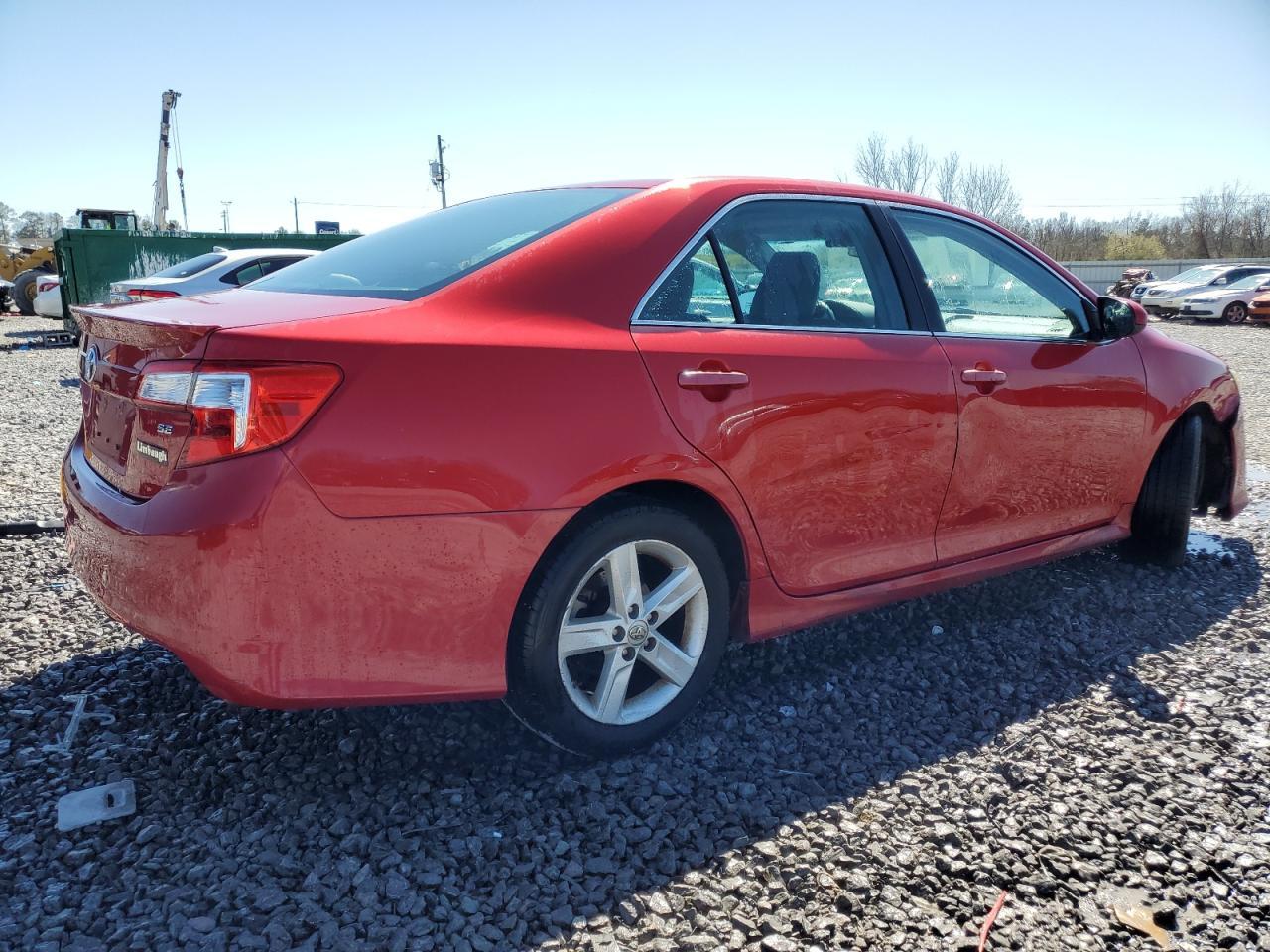 2014 TOYOTA CAMRY L - Image 3