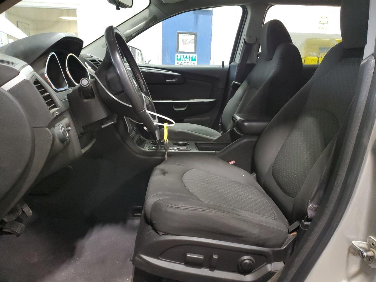 2012 CHEVROLET TRAVERSE L - Image 7