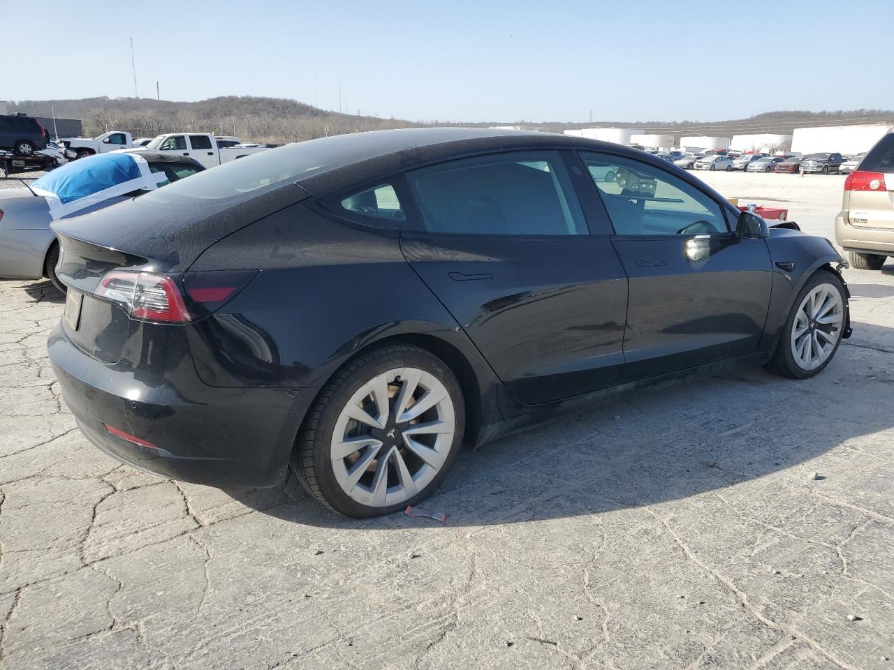 2022 TESLA MODEL 3 - Image 3
