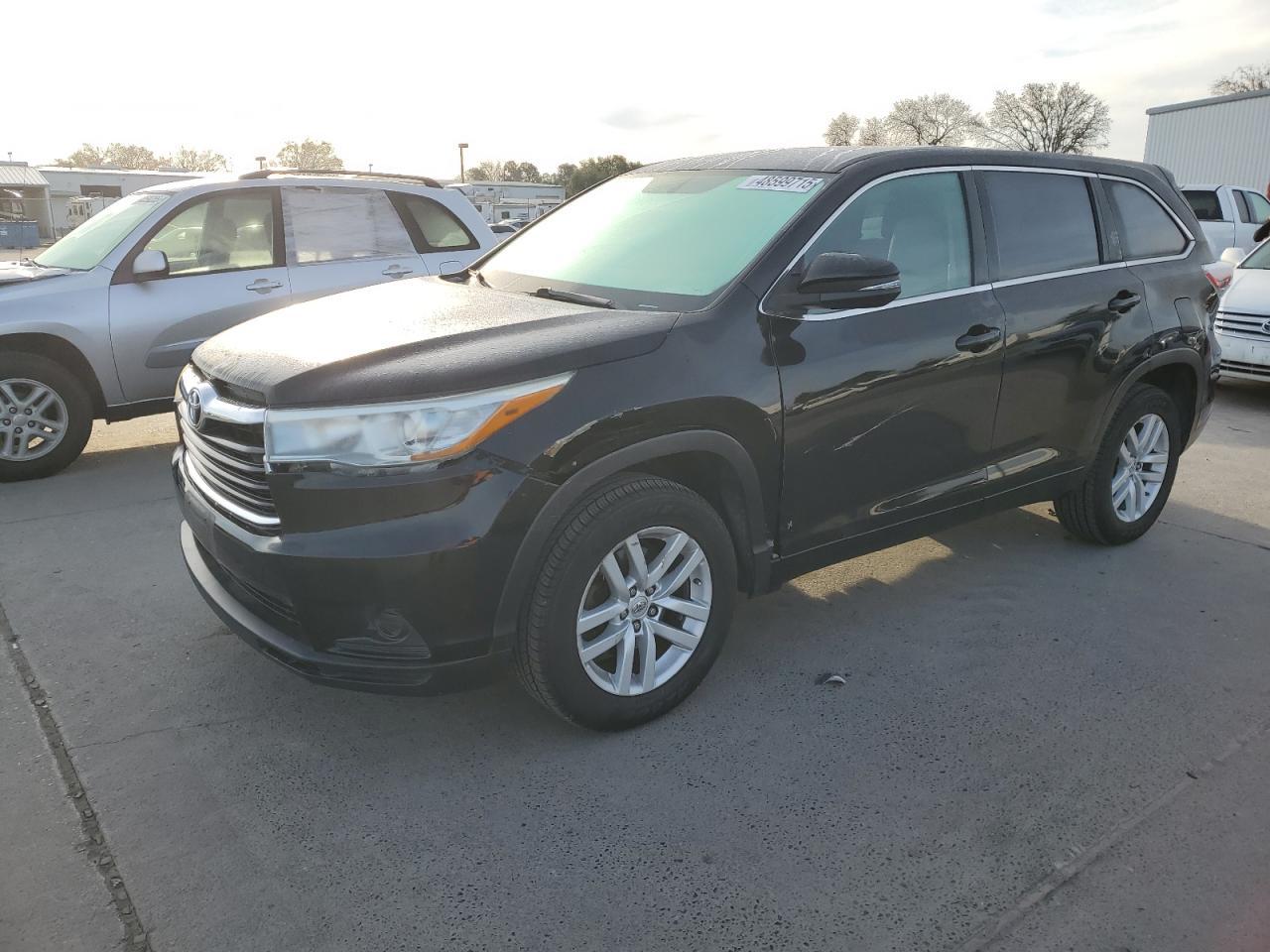 2015 TOYOTA HIGHLANDER