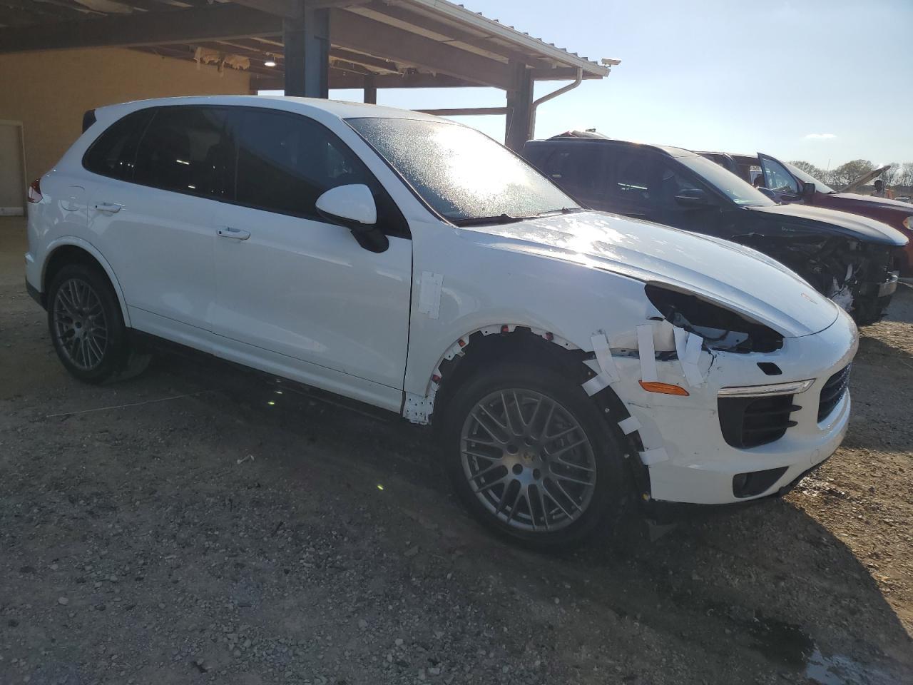 2018 PORSCHE CAYENNE - Image 4