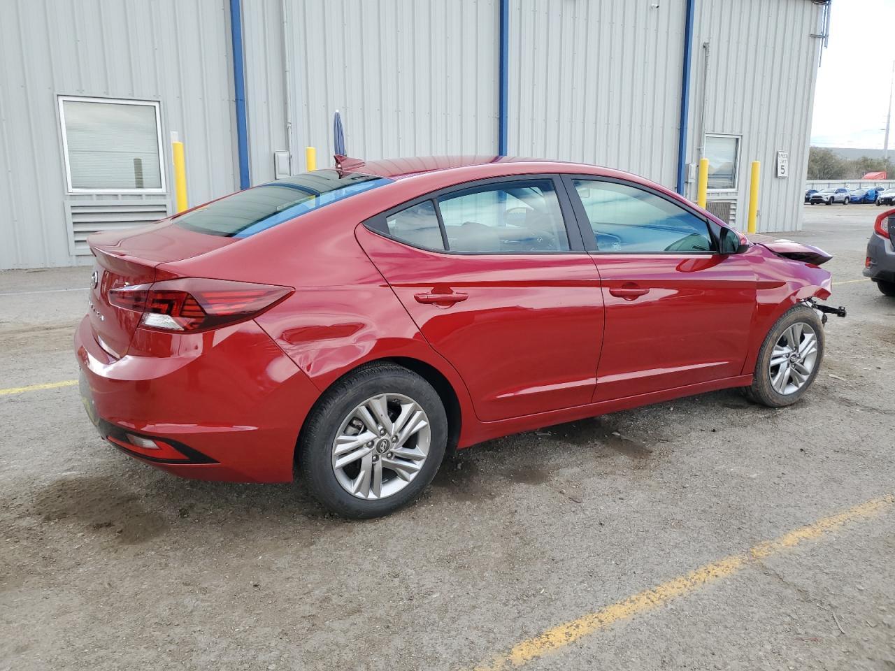 2019 HYUNDAI ELANTRA SE - Фото 3