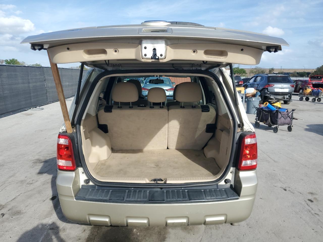 2012 FORD ESCAPE XLT - Фото 6