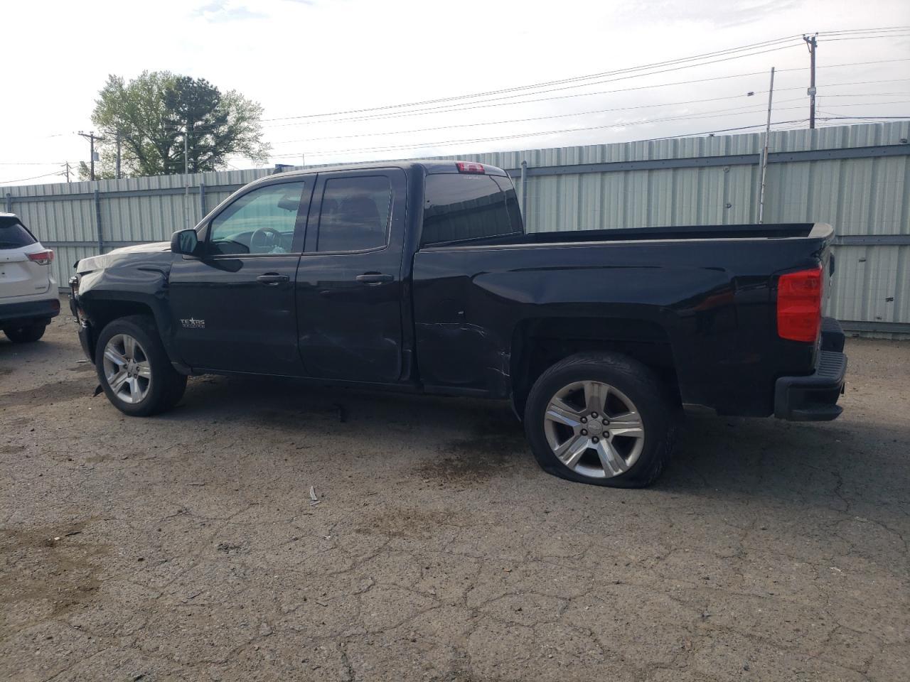 2018 CHEVROLET SILVERADO - Фото 2