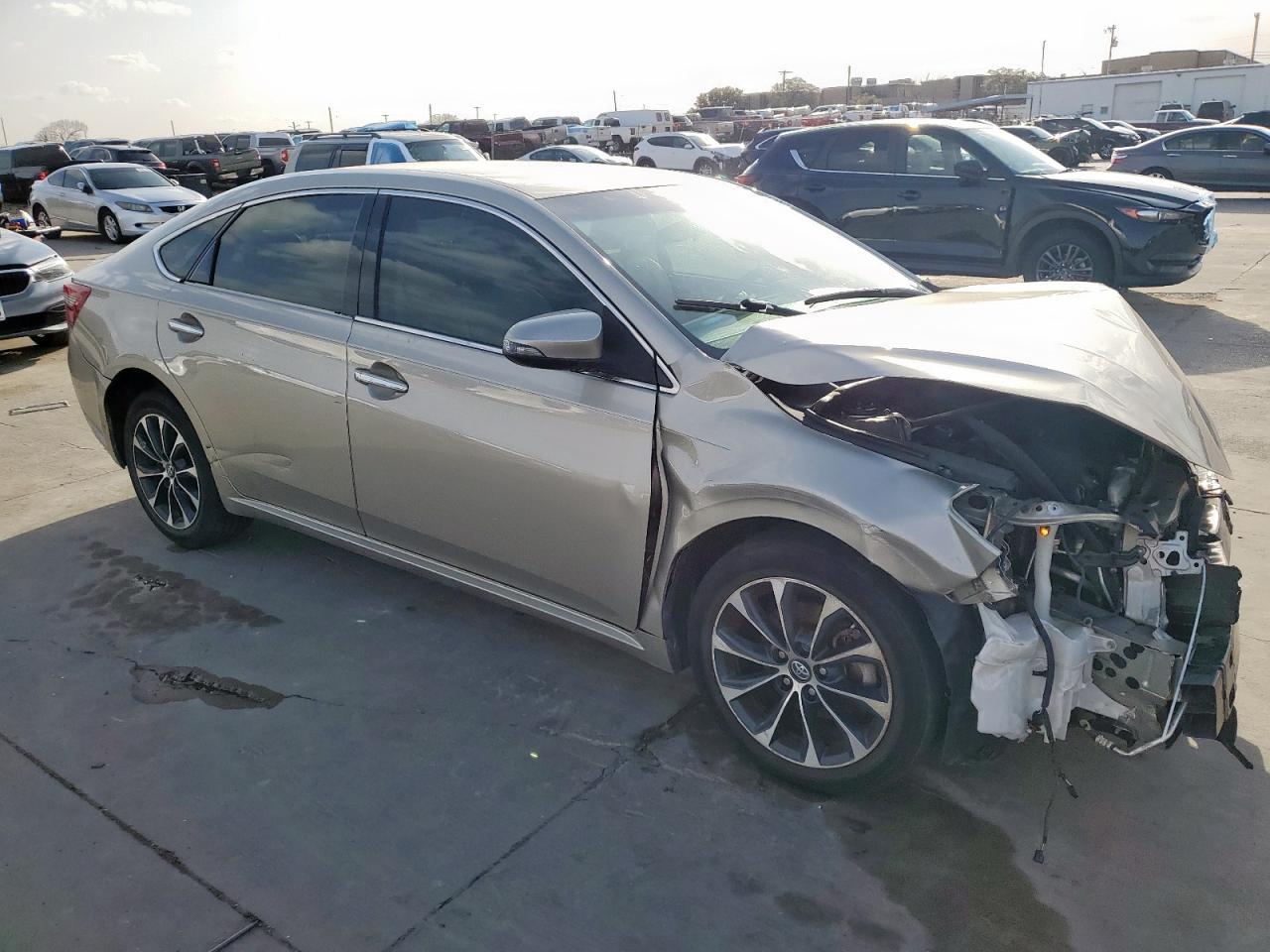 2016 TOYOTA AVALON XLE - Image 4