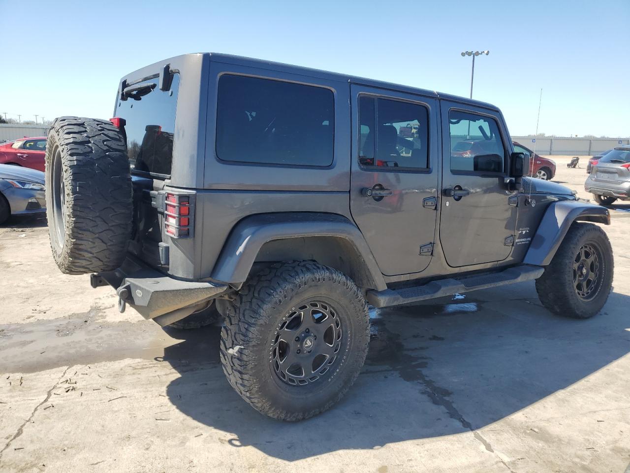 2017 JEEP WRANGLER U - Image 3