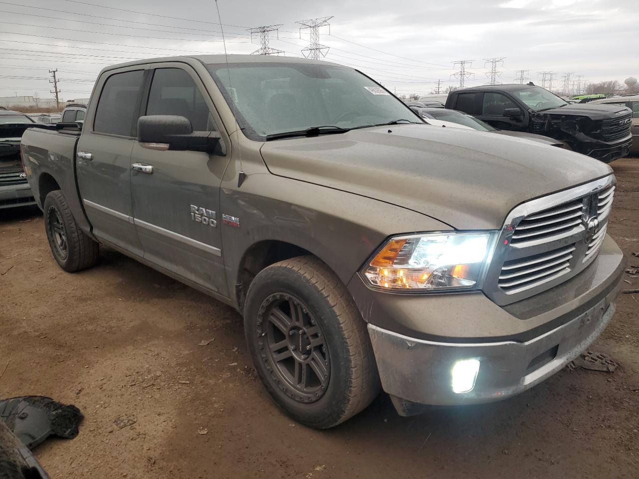 2014 RAM 1500 SLT - Фото 4