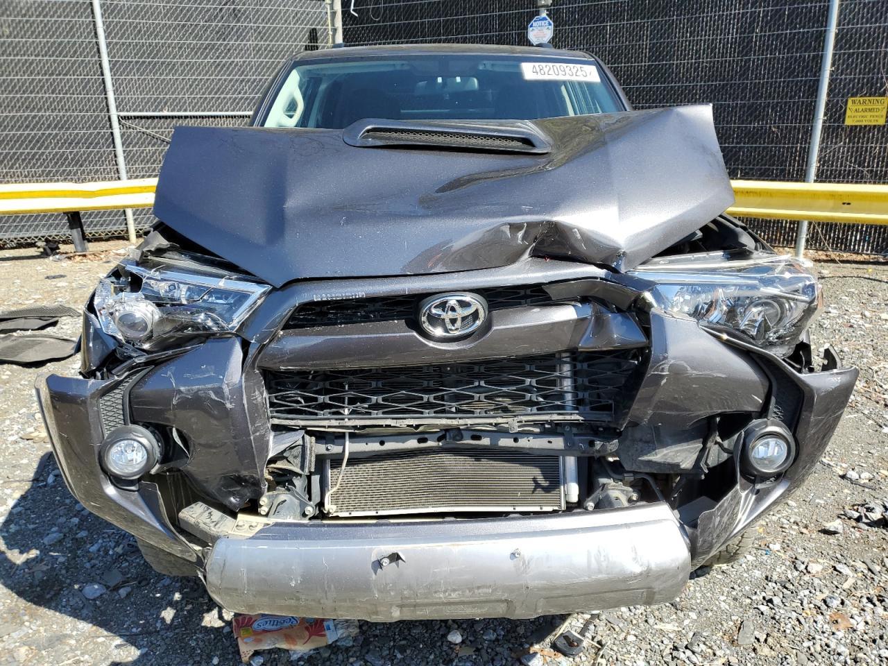 2019 TOYOTA 4RUNNER SR - Фото 5