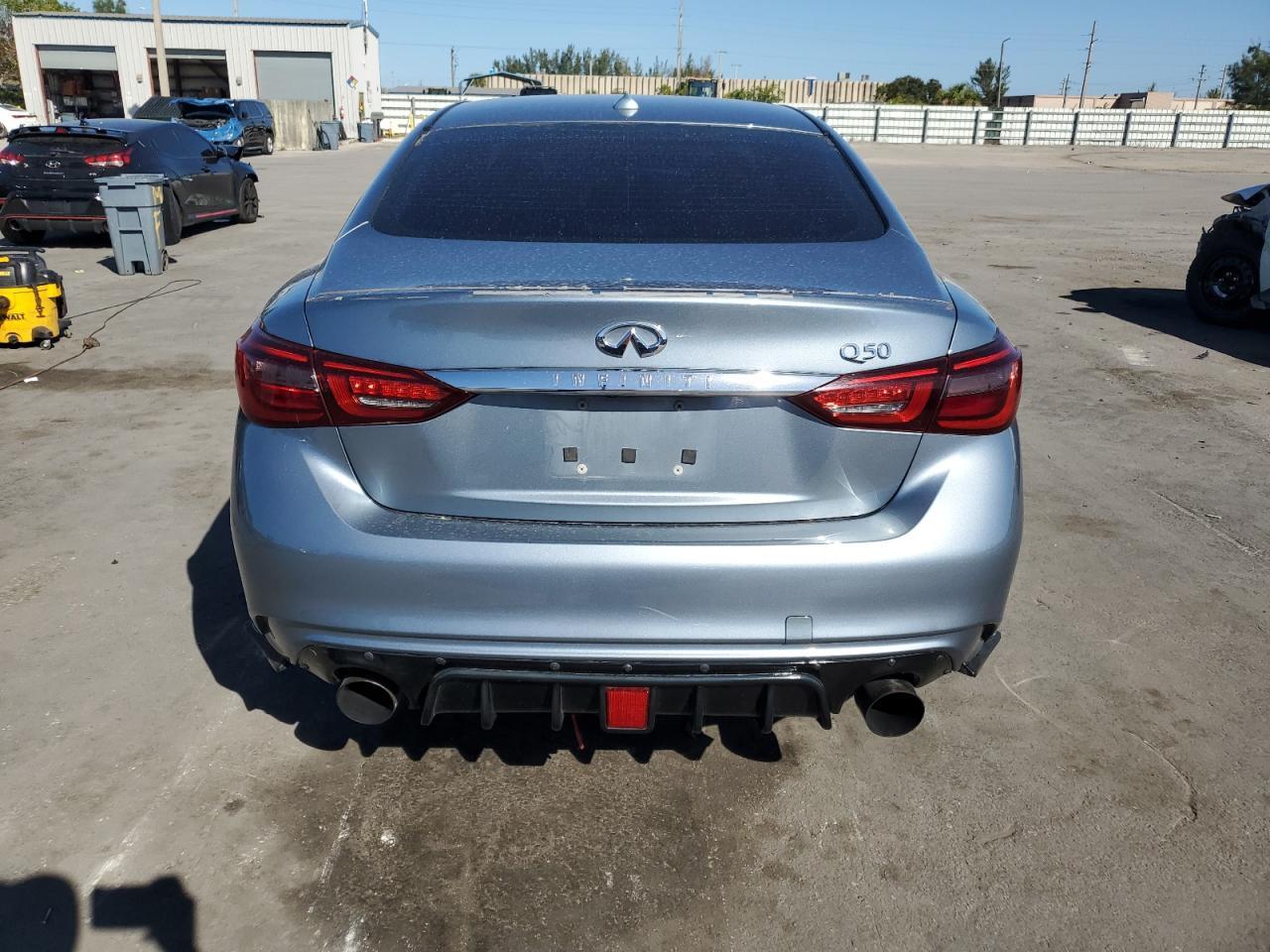 2018 INFINITI Q50 LUXE - Image 6