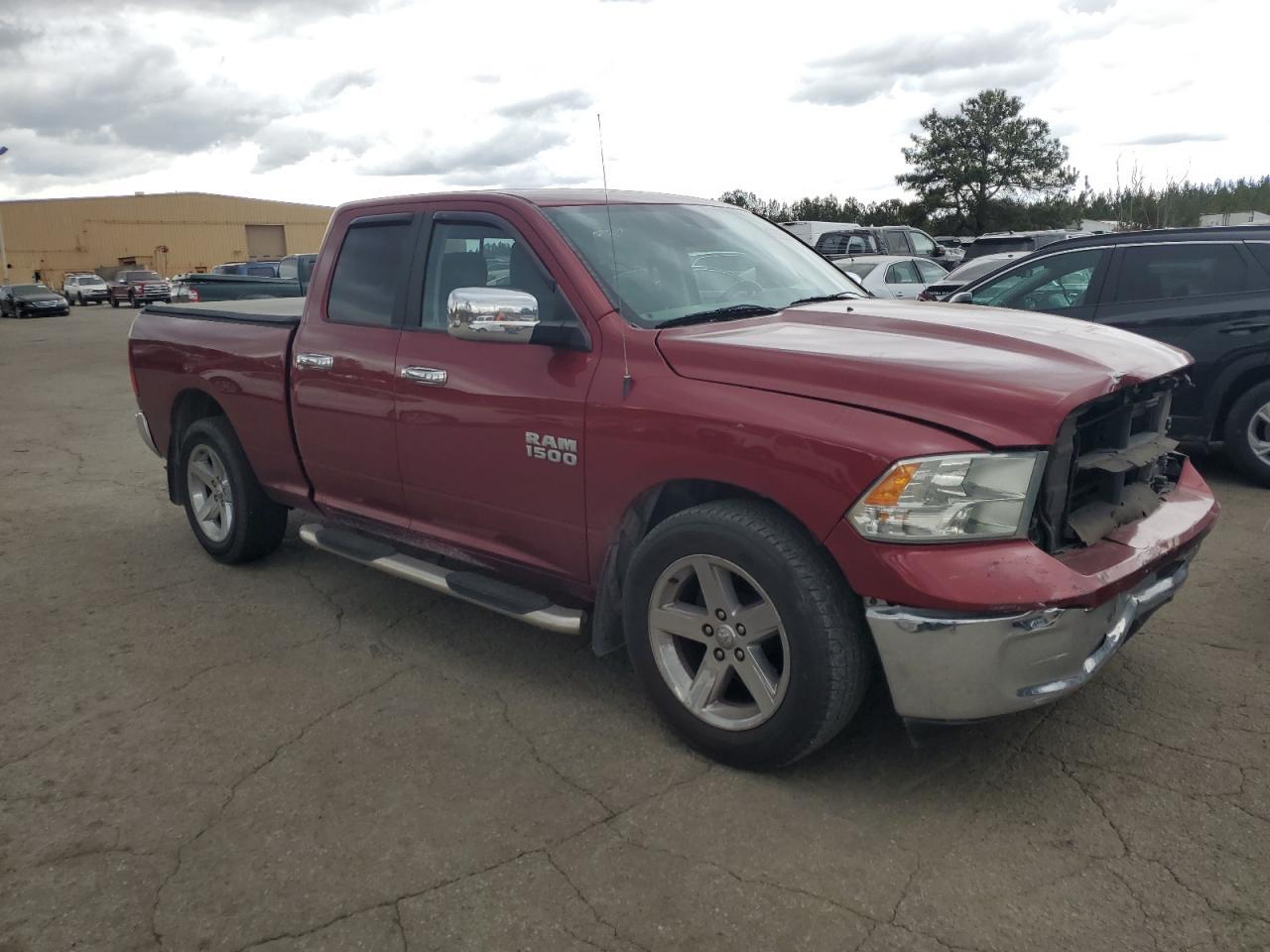 2015 RAM 1500 SLT - Image 4