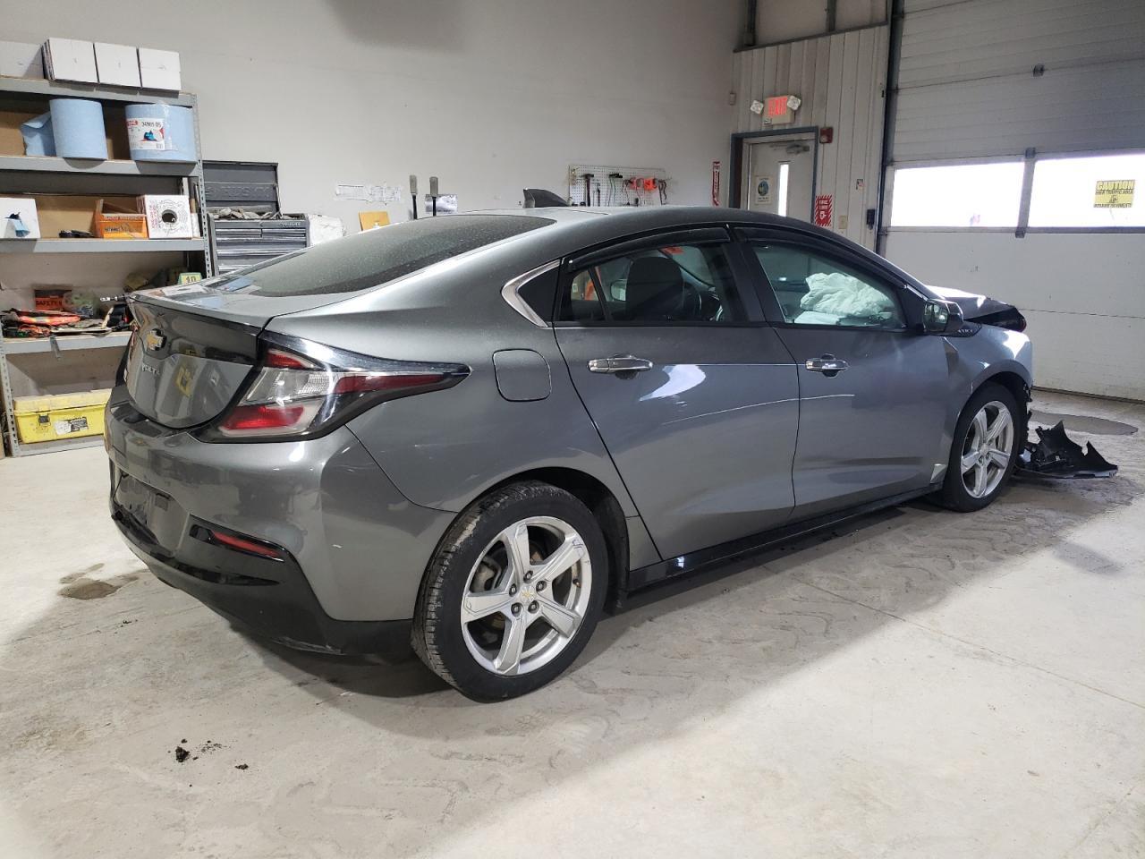 2017 CHEVROLET VOLT LT - Image 3