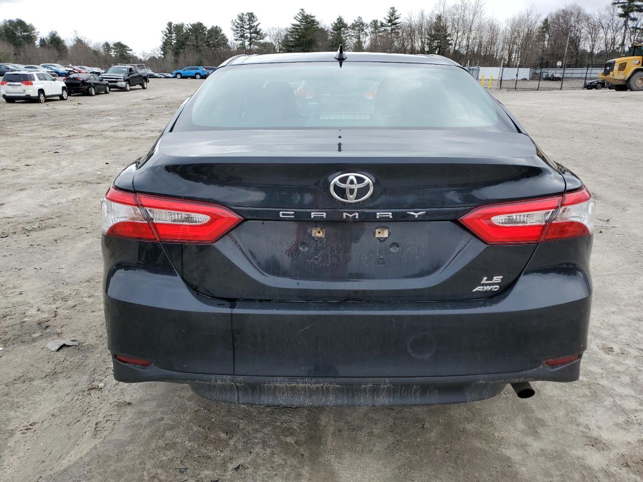2020 TOYOTA CAMRY LE - Фото 6