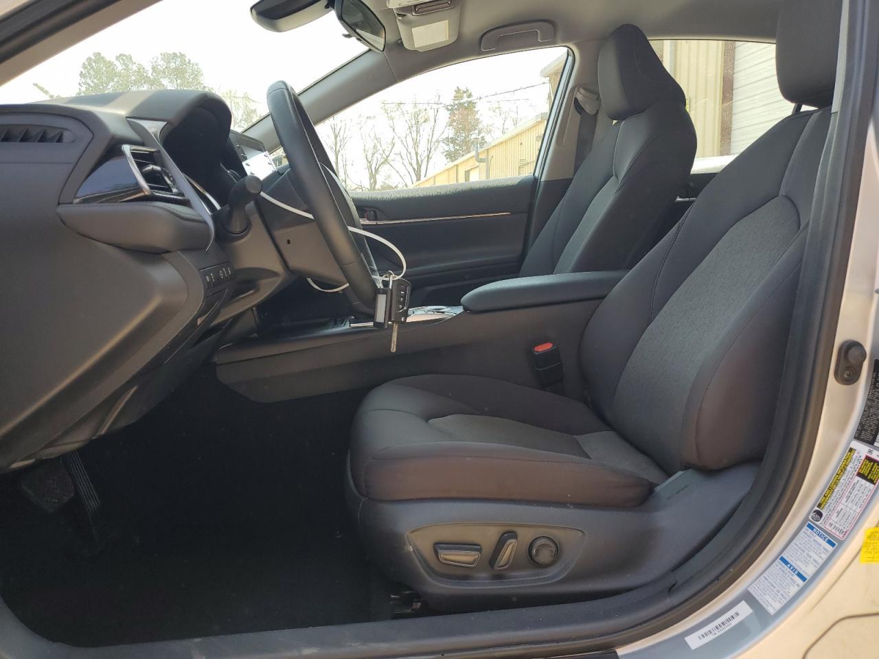 2024 TOYOTA CAMRY LE - Фото 7