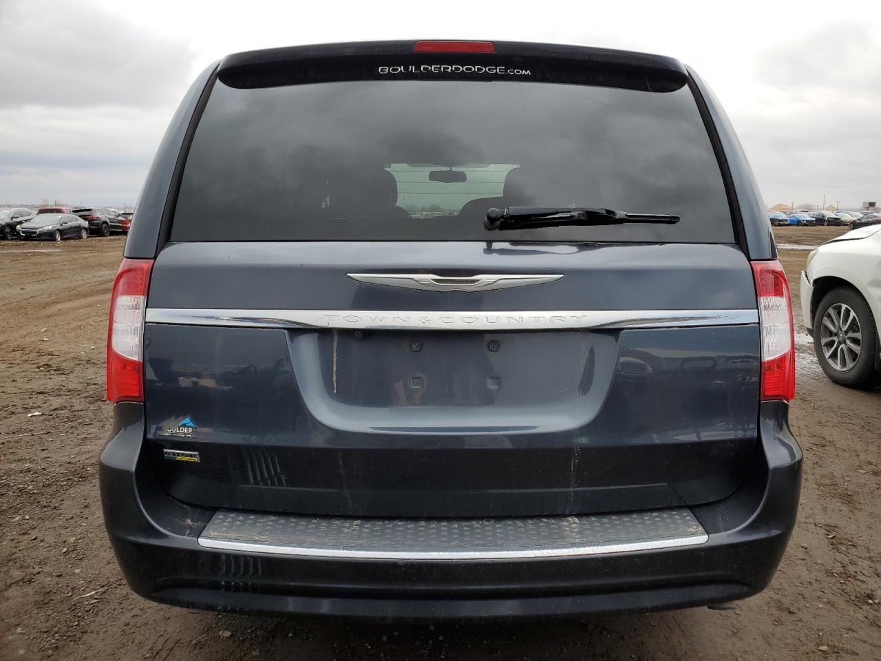 2014 CHRYSLER TOWN & COU - Image 6