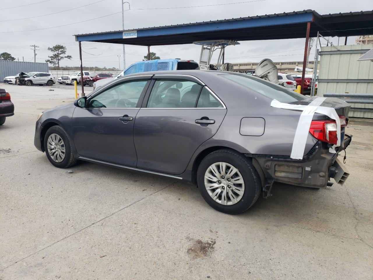 2014 TOYOTA CAMRY L - Фото 2