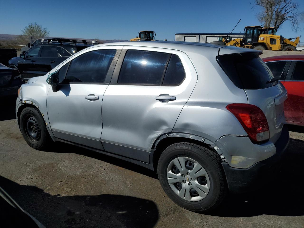 2015 CHEVROLET TRAX LS - Image 2