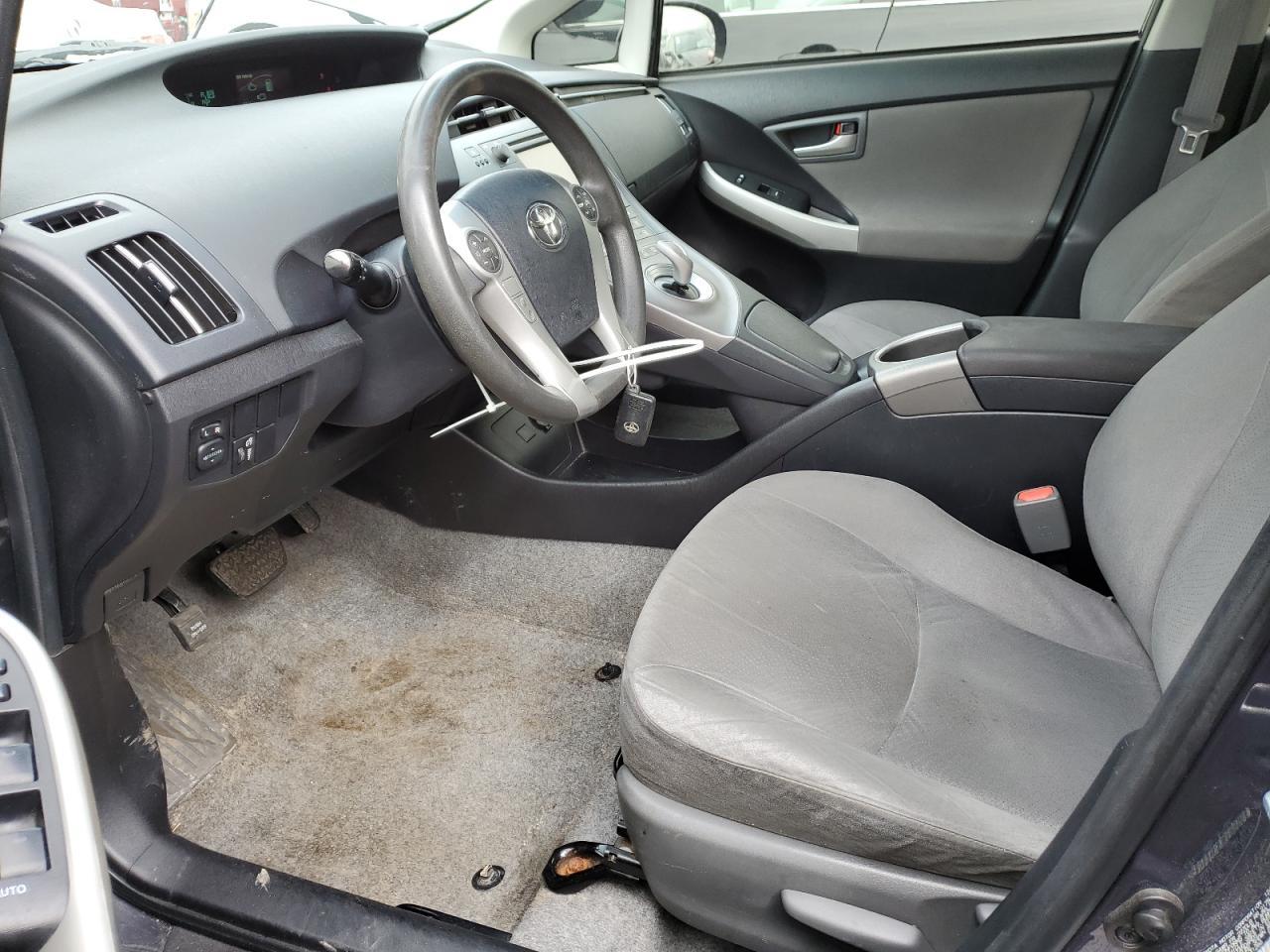 2015 TOYOTA PRIUS - Фото 7