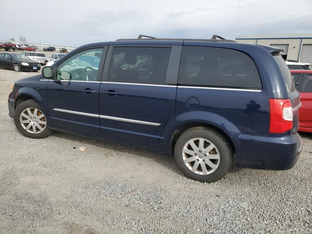 2014 CHRYSLER TOWN & COU - Фото 2