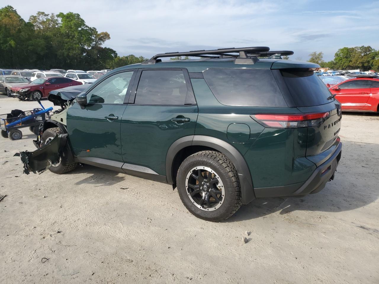 2024 NISSAN PATHFINDER - Фото 2
