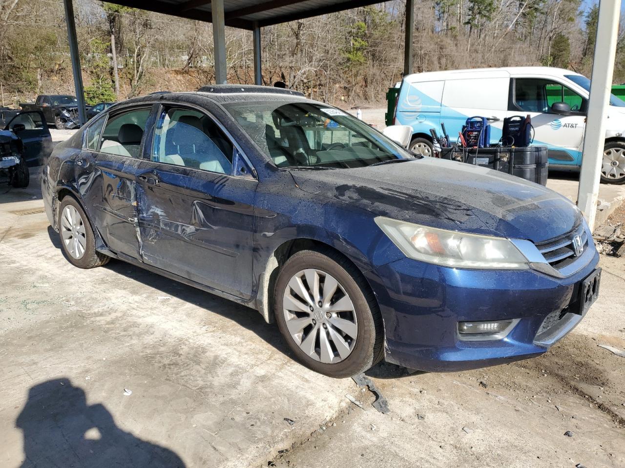 2015 HONDA ACCORD EXL - Image 4
