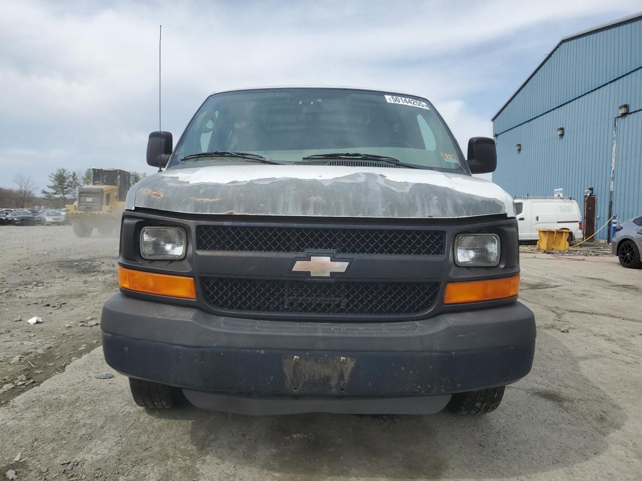 2010 CHEVROLET EXPRESS G3 - Фото 5