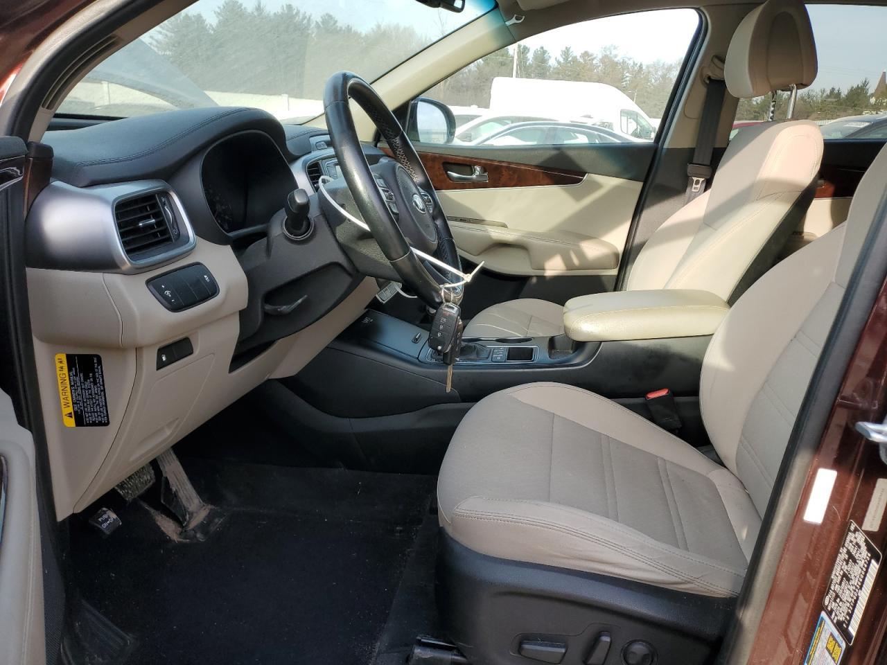 2016 KIA SORENTO LX - Image 7