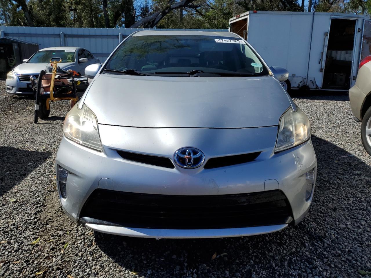 2013 TOYOTA PRIUS - Image 5