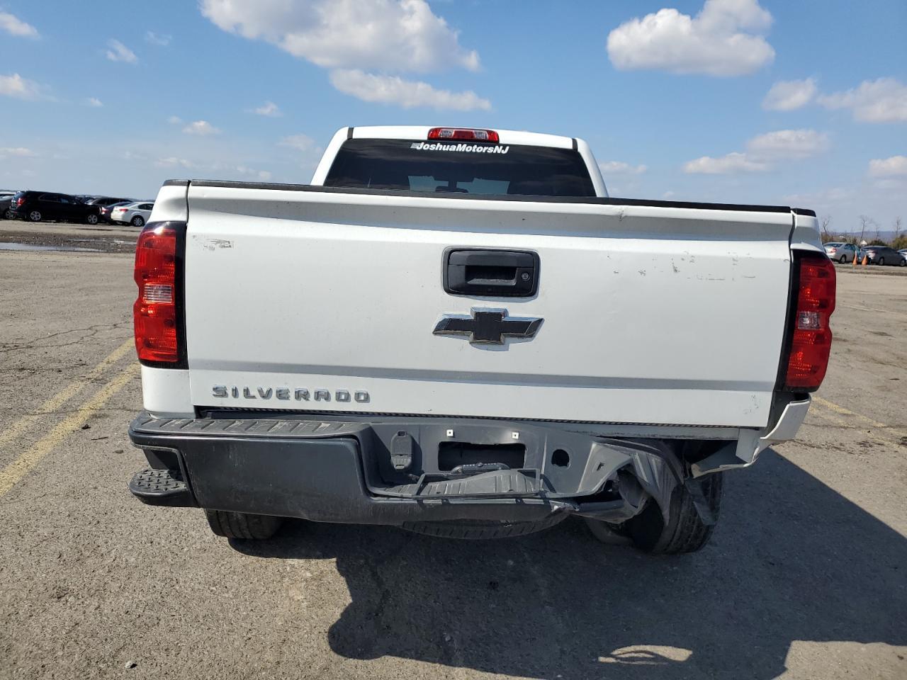 2017 CHEVROLET SILVERADO - Image 6