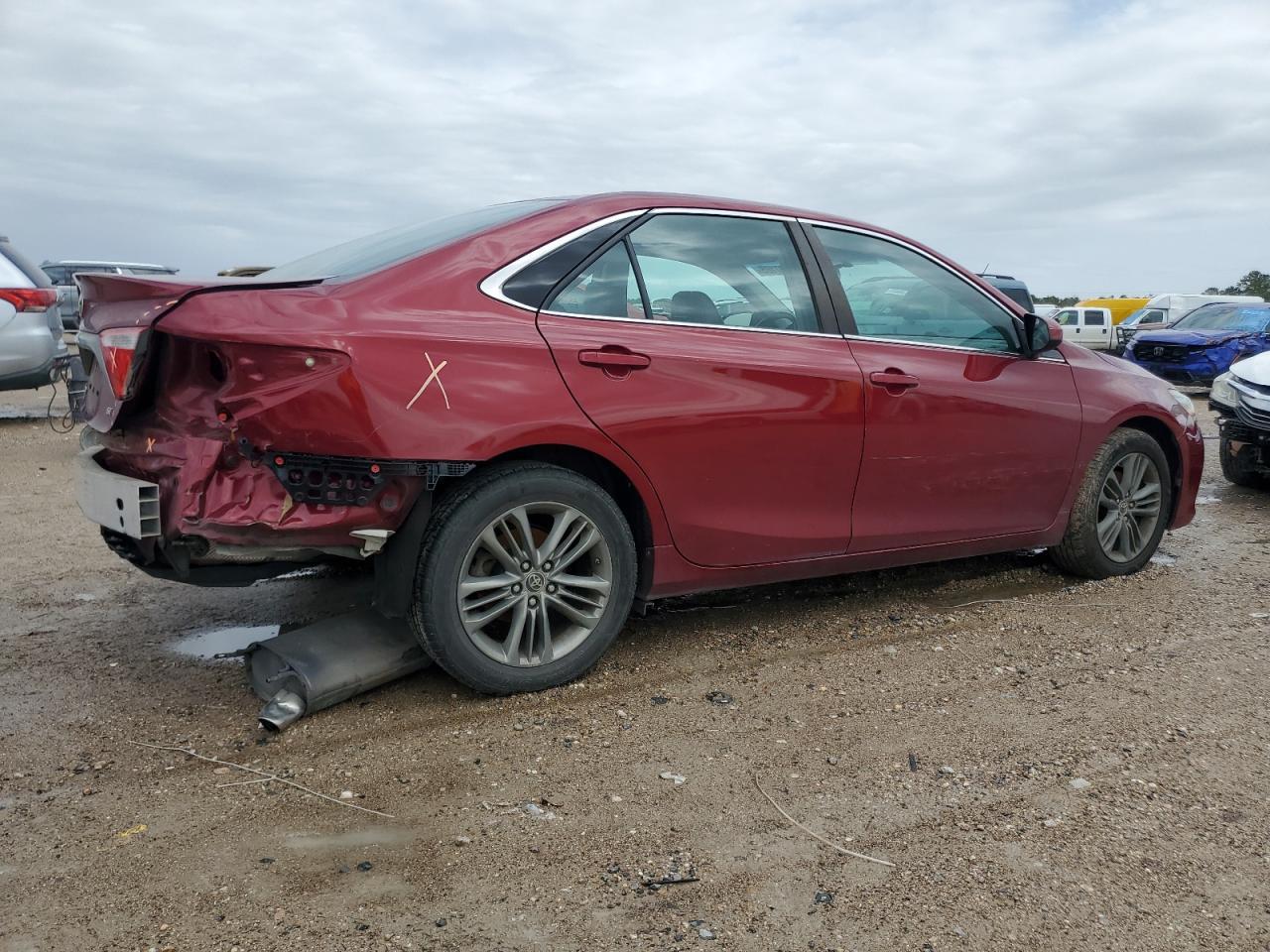 2015 TOYOTA CAMRY LE - Фото 3