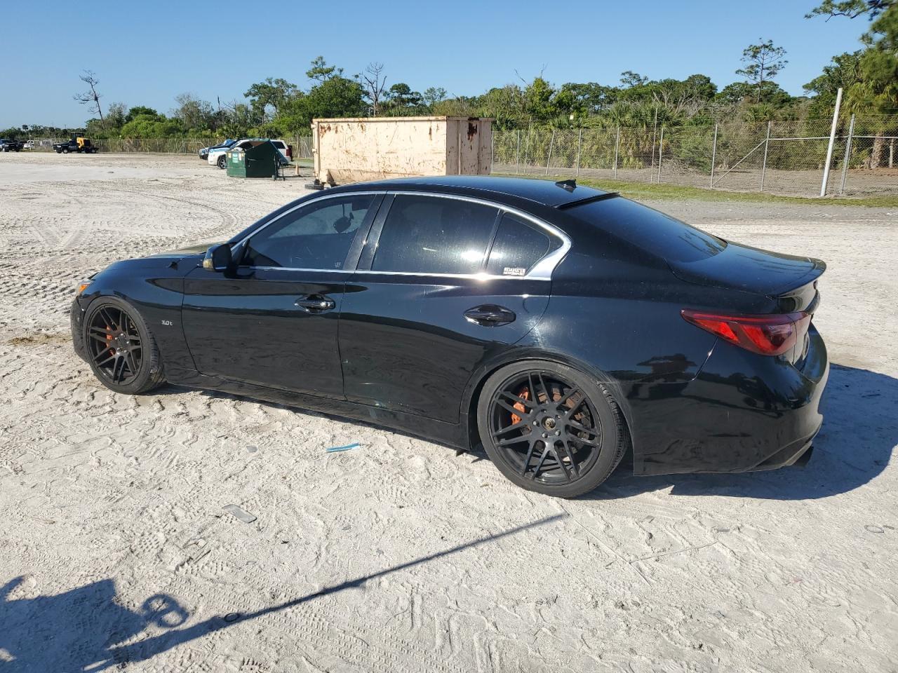 2018 INFINITI Q50 LUXE - Image 2