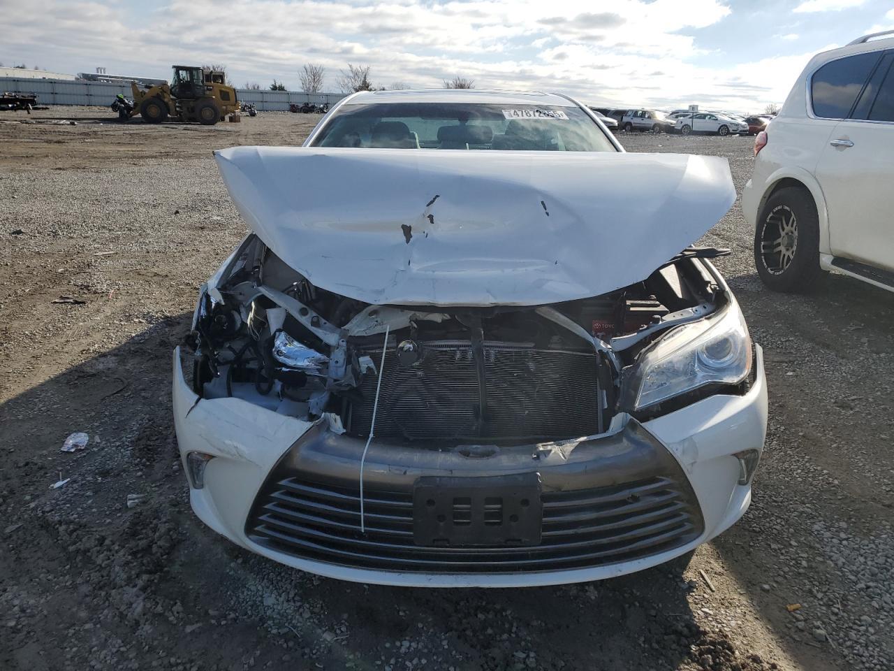 2016 TOYOTA CAMRY LE - Image 5