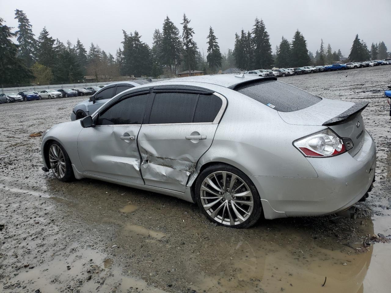 2012 INFINITI G37 - Image 2